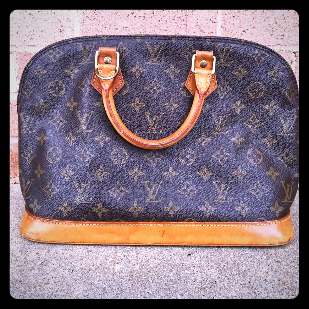 Louis Vuitton Alma bag